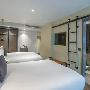 Clayton Of Hotel London
